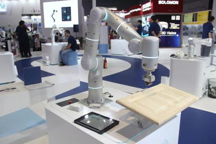 真香力天机械 30机器人震撼亮相2019工博会